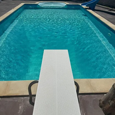 The Pool & Relax Bari