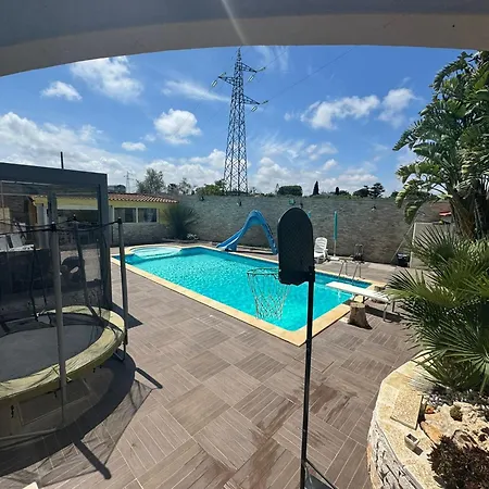 The Pool & Relax Apartament Bari